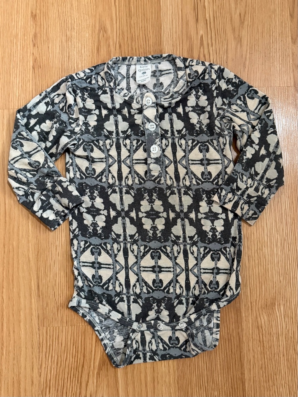 Kate Quinn Gray Patterned Long Sleeve Bodysuit 12 18 months